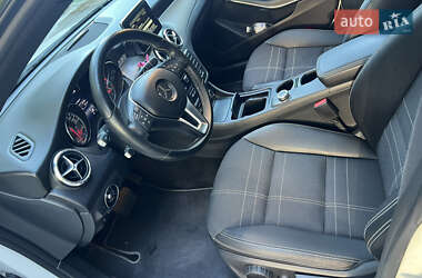Седан Mercedes-Benz CLA-Class 2013 в 