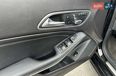 Седан Mercedes-Benz CLA-Class 2016 в 