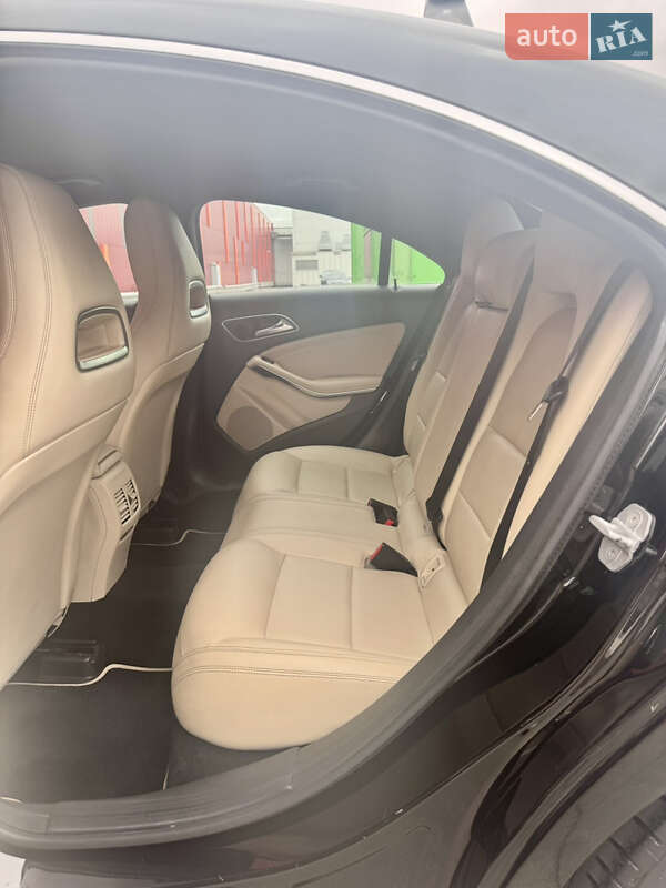 Седан Mercedes-Benz CLA-Class 2014 в Києві