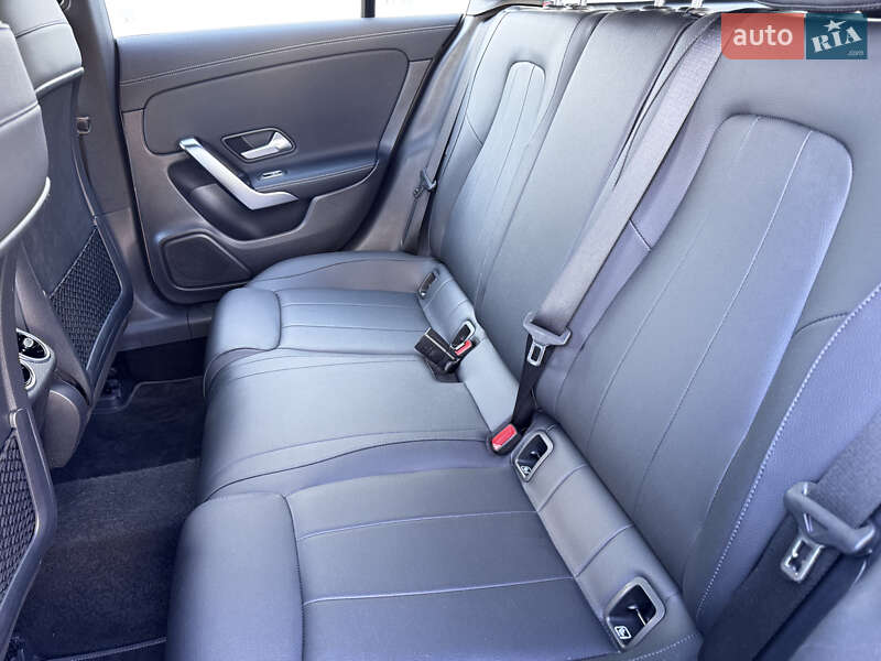 Универсал Mercedes-Benz CLA-Class 2020 в Киеве фото 29 Универсал Mercedes-Benz CLA-Class 2020 в Киеве