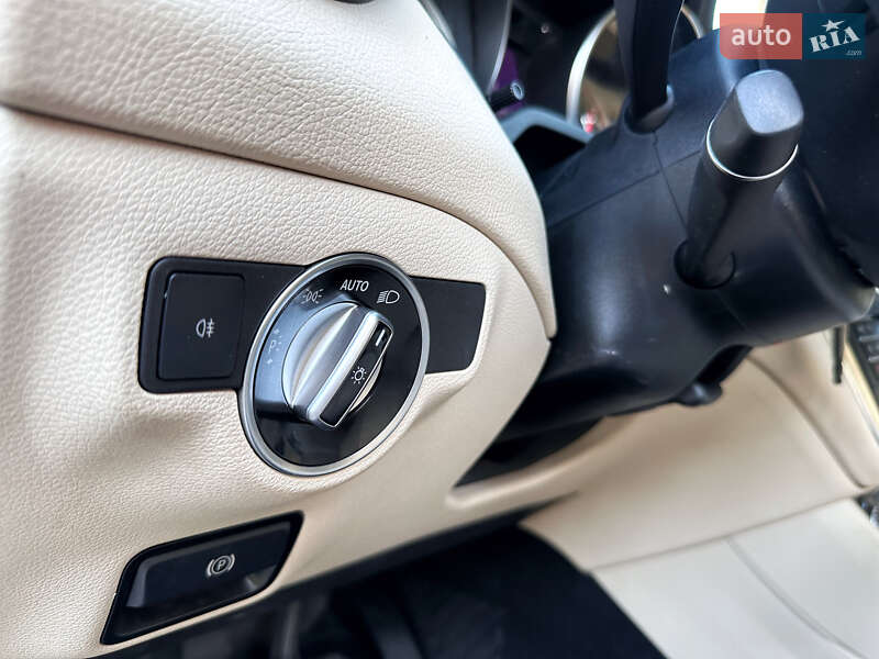 Седан Mercedes-Benz CLA-Class 2018 в Киеве
