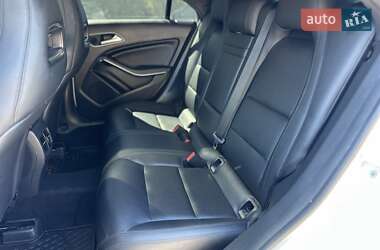 Седан Mercedes-Benz CLA-Class 2015 в 