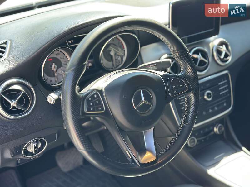 Седан Mercedes-Benz CLA-Class 2015 в Здолбунове