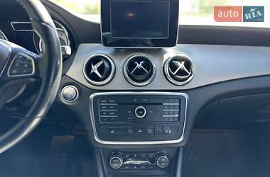 Седан Mercedes-Benz CLA-Class 2015 в 
