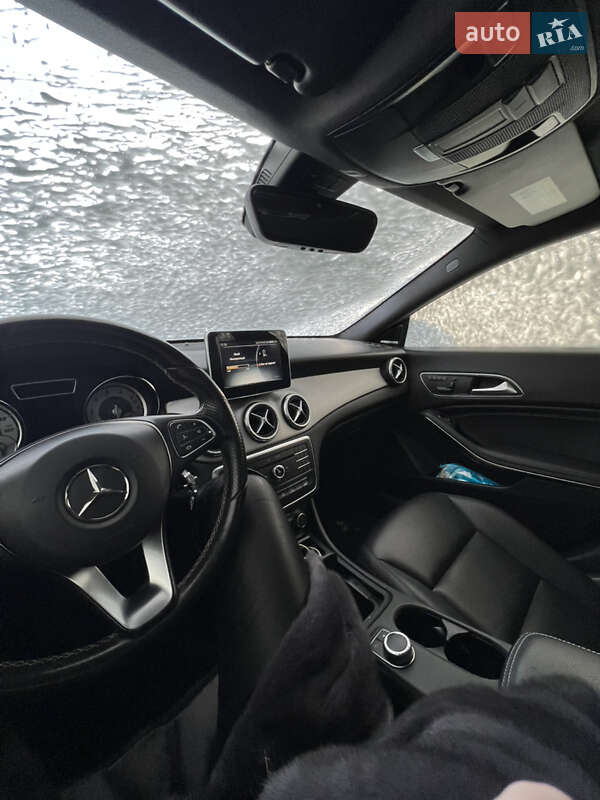 Седан Mercedes-Benz CLA-Class 2014 в Львове