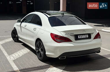 Седан Mercedes-Benz CLA-Class 2015 в 