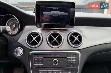 Седан Mercedes-Benz CLA-Class 2015 в 