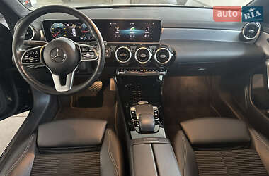 Седан Mercedes-Benz CLA-Class 2019 в 