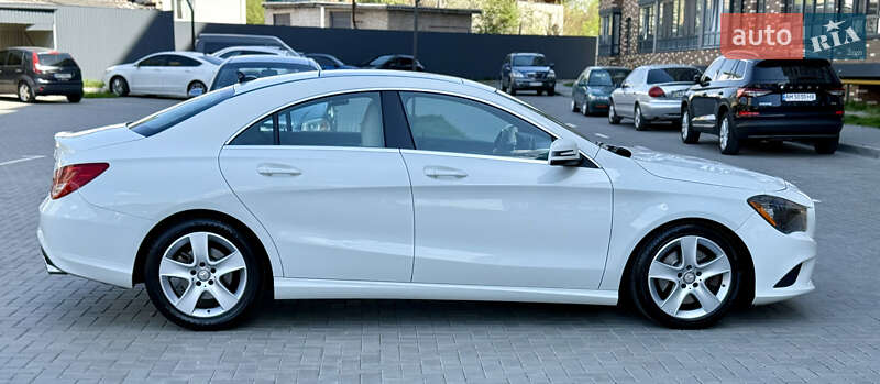 Седан Mercedes-Benz CLA-Class 2015 в Житомире