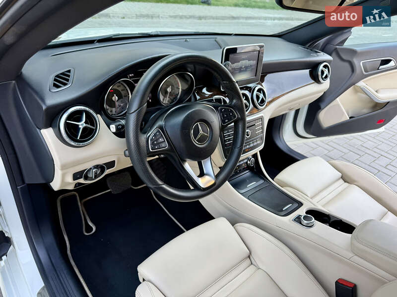 Седан Mercedes-Benz CLA-Class 2015 в Житомире