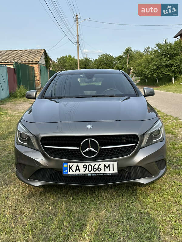 Седан Mercedes-Benz CLA-Class 2015 в Киеве
