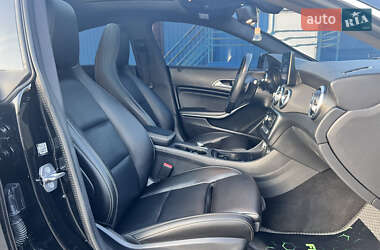 Седан Mercedes-Benz CLA-Class 2018 в 