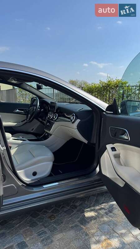 Седан Mercedes-Benz CLA-Class 2014 в 
