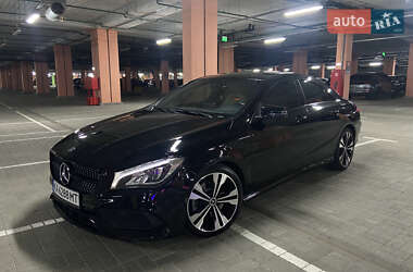 Седан Mercedes-Benz CLA-Class 2018 в Києві