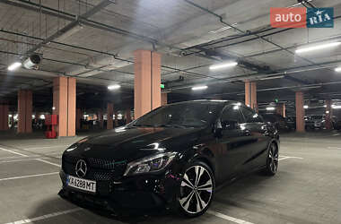Седан Mercedes-Benz CLA-Class 2018 в 