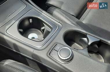 Седан Mercedes-Benz CLA-Class 2017 в 