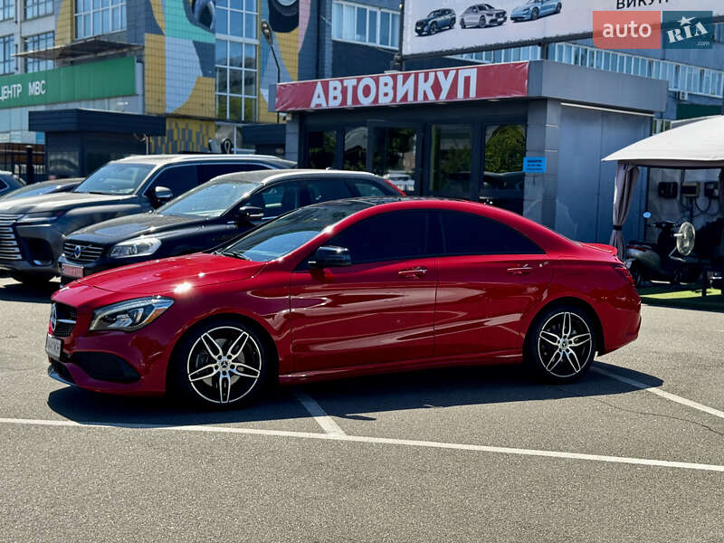 Седан Mercedes-Benz CLA-Class 2018 в Киеве