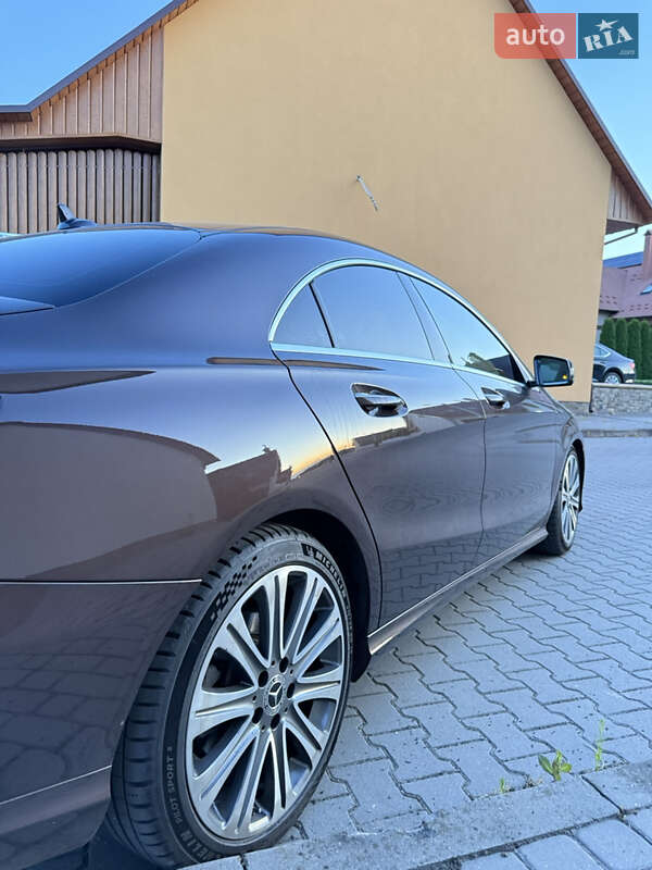 Седан Mercedes-Benz CLA-Class 2018 в Хмельницькому