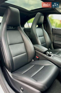 Седан Mercedes-Benz CLA-Class 2013 в 