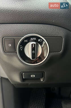 Седан Mercedes-Benz CLA-Class 2013 в 