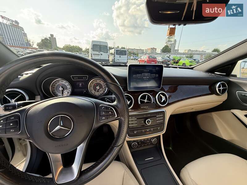 Седан Mercedes-Benz CLA-Class 2014 в Львові