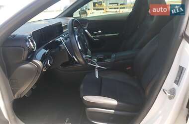 Седан Mercedes-Benz CLA-Class 2019 в 