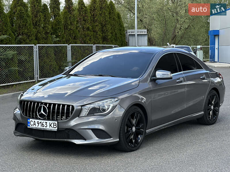 Седан Mercedes-Benz CLA-Class 2016 в Смілі
