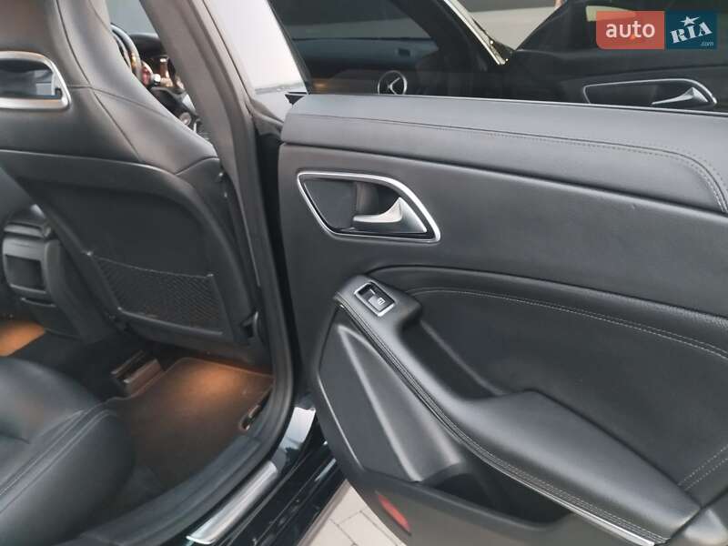Седан Mercedes-Benz CLA-Class 2016 в Калуше
