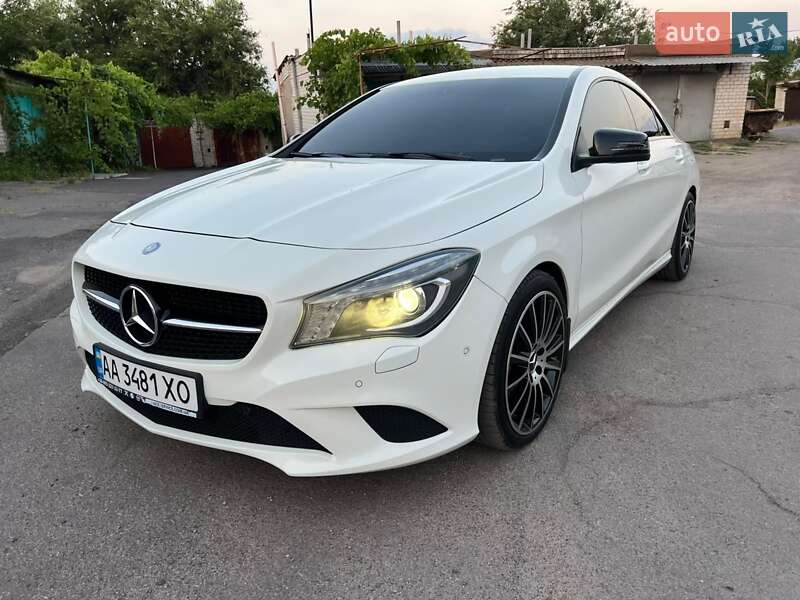 Седан Mercedes-Benz CLA-Class 2013 в 