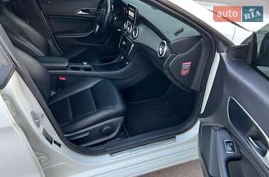 Седан Mercedes-Benz CLA-Class 2013 в 