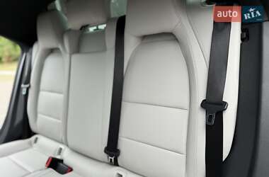 Седан Mercedes-Benz CLA-Class 2013 в 