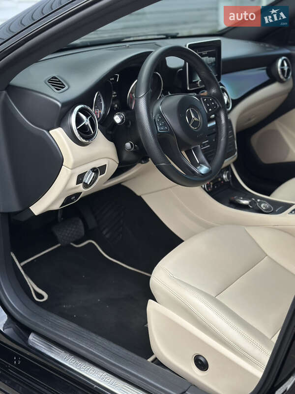 Седан Mercedes-Benz CLA-Class 2015 в Днепре