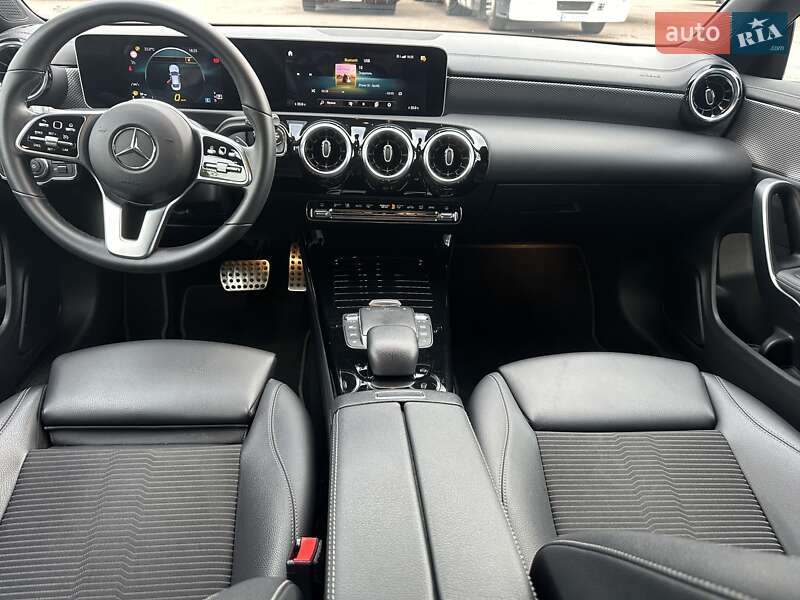 Седан Mercedes-Benz CLA-Class 2020 в Киеве
