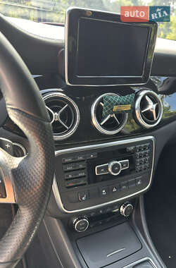 Седан Mercedes-Benz CLA-Class 2014 в 
