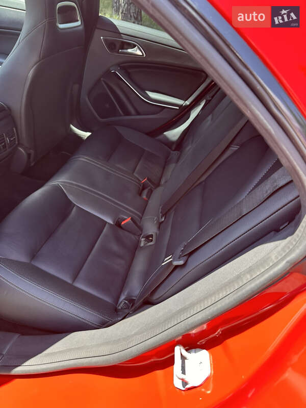 Седан Mercedes-Benz CLA-Class 2014 в Киеве