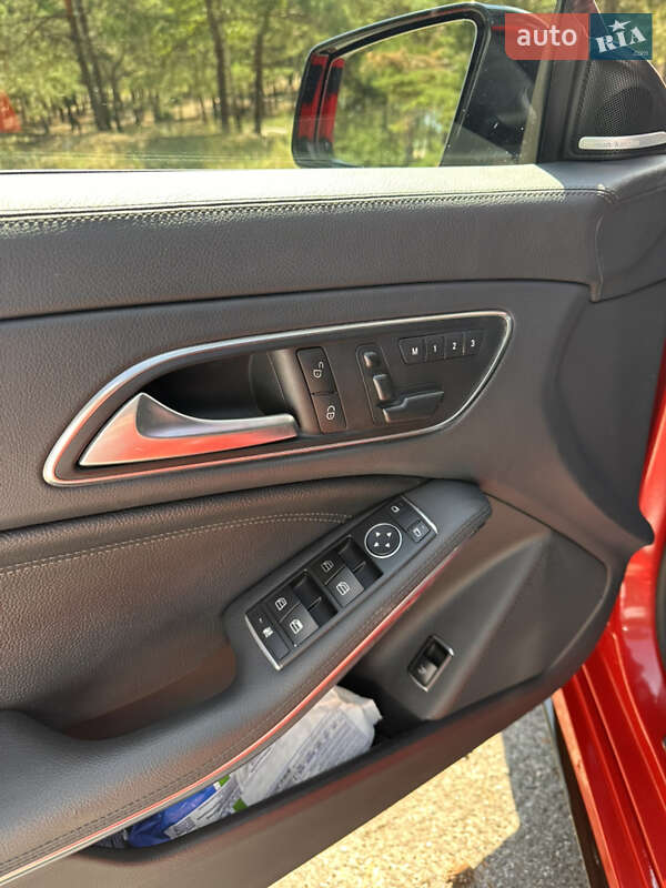 Седан Mercedes-Benz CLA-Class 2014 в Киеве