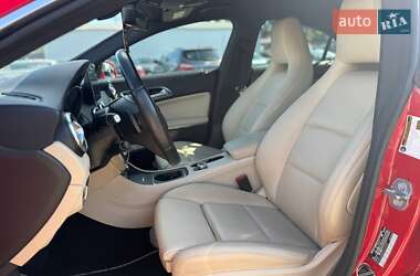 Седан Mercedes-Benz CLA-Class 2018 в 