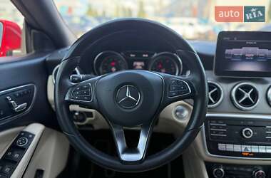 Седан Mercedes-Benz CLA-Class 2018 в 