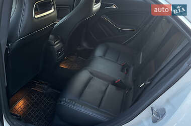 Седан Mercedes-Benz CLA-Class 2018 в 