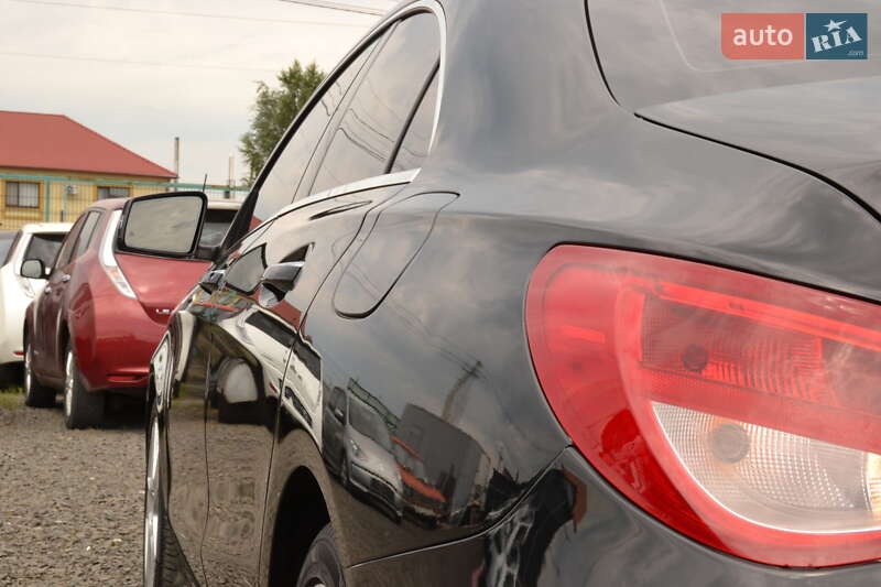 Седан Mercedes-Benz CLA-Class 2016 в Луцке