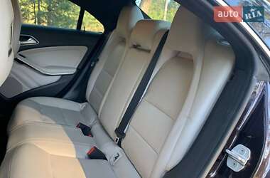 Седан Mercedes-Benz CLA-Class 2013 в 