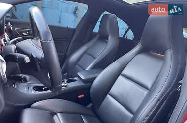 Седан Mercedes-Benz CLA-Class 2017 в 