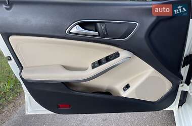 Седан Mercedes-Benz CLA-Class 2014 в 