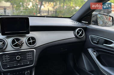 Седан Mercedes-Benz CLA-Class 2015 в 