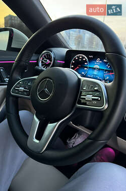 Седан Mercedes-Benz CLA-Class 2021 в 
