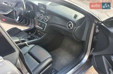 Седан Mercedes-Benz CLA-Class 2017 в 
