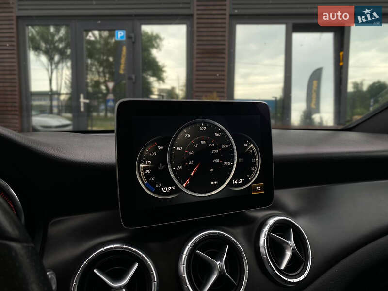 Седан Mercedes-Benz CLA-Class 2016 в Львове