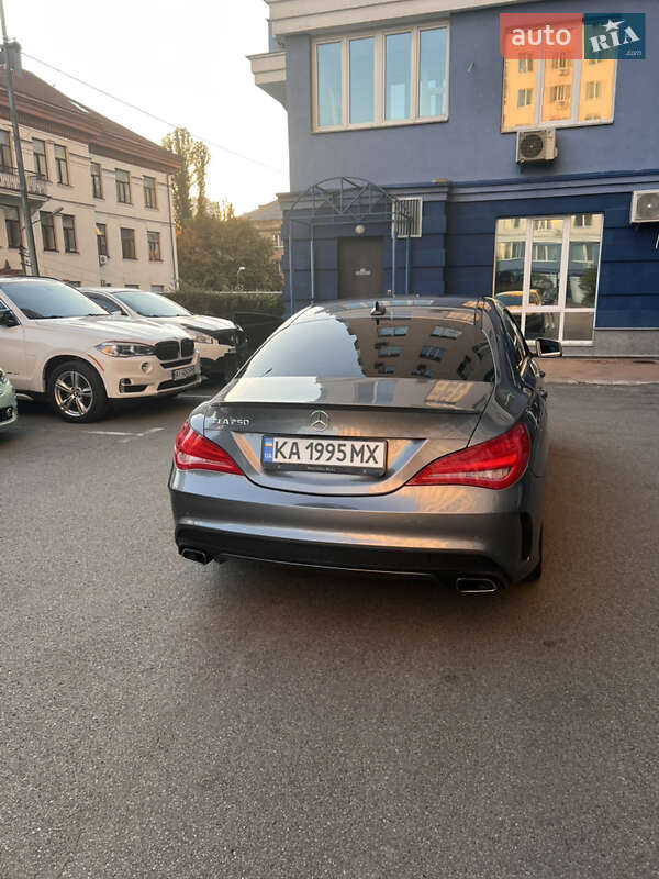 Седан Mercedes-Benz CLA-Class 2015 в Киеве