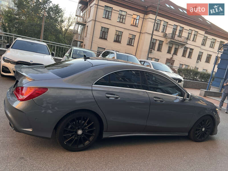 Седан Mercedes-Benz CLA-Class 2015 в Киеве