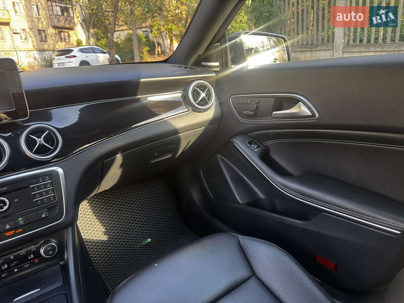 Седан Mercedes-Benz CLA-Class 2015 в Николаеве